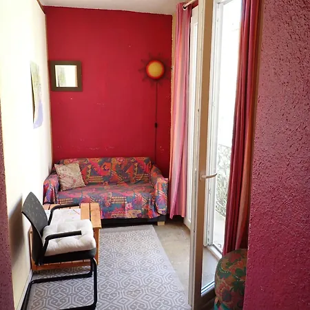 Appartement T2 Sur La Place Du Village Proche Et Montpellier *